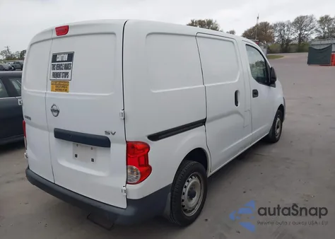 2015 Nissan Nv200 Sv z USA, uszkodzony, nr VIN 3N6CM0KN4FK733418